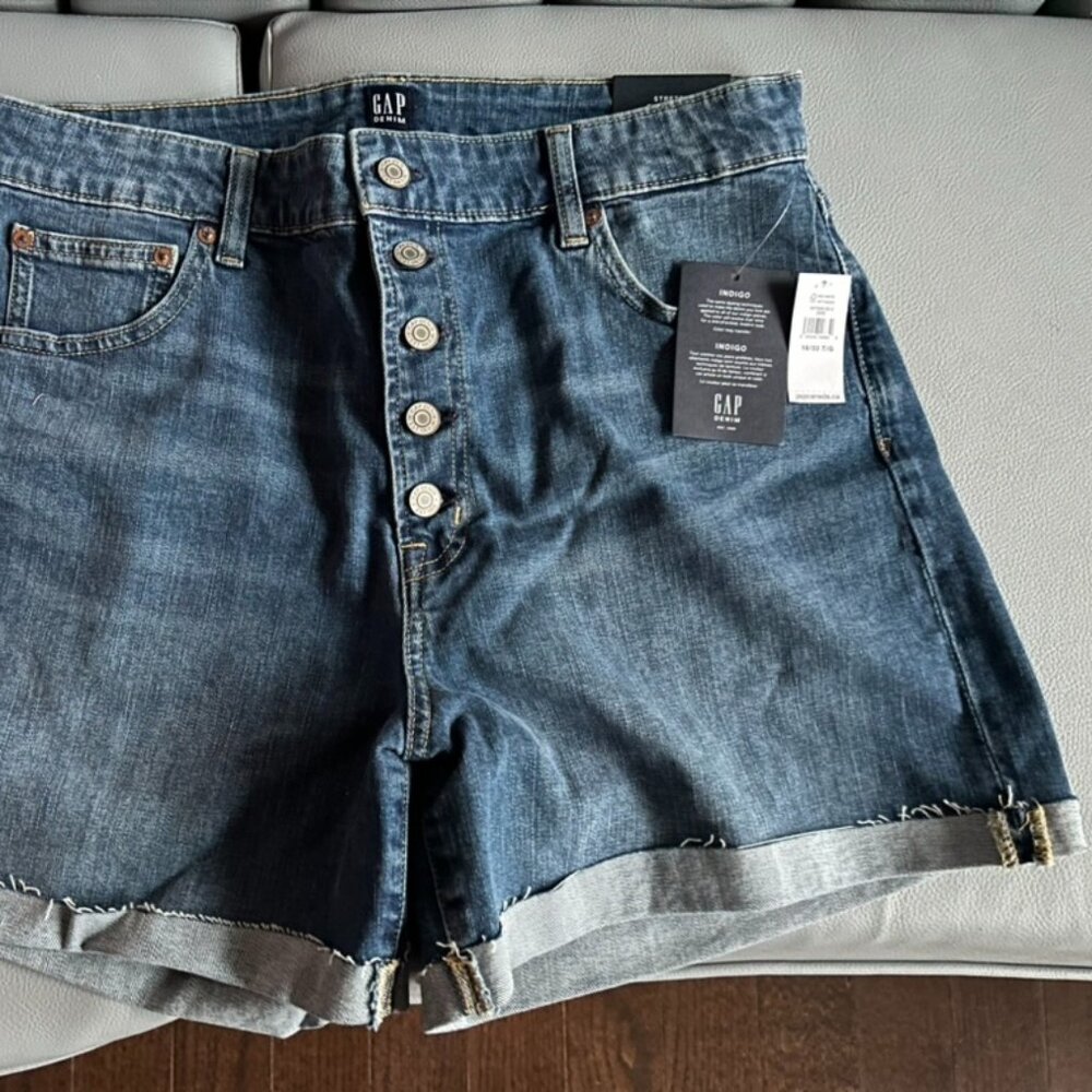 BNWT Gap High Rise 4" stretch denim shorts Sz 16/33
